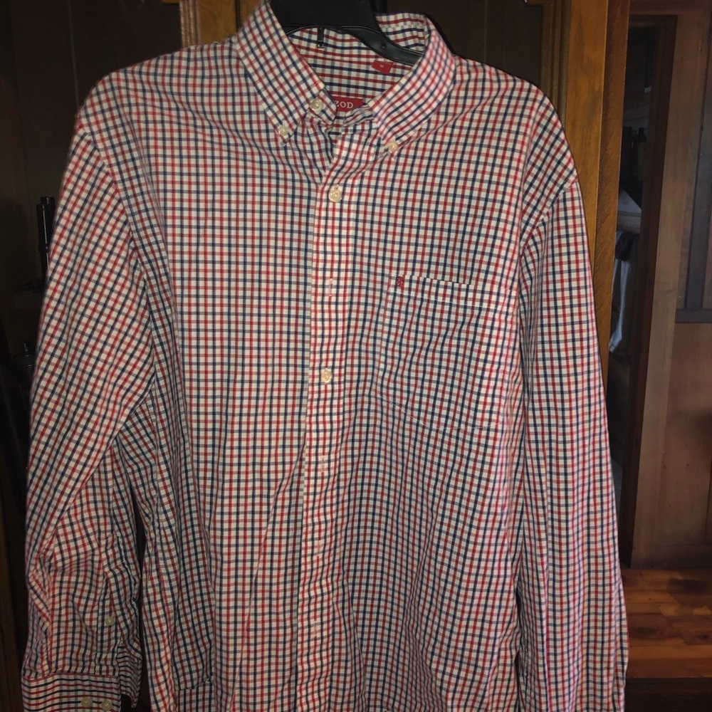 Men’s long sleeve izod shirt